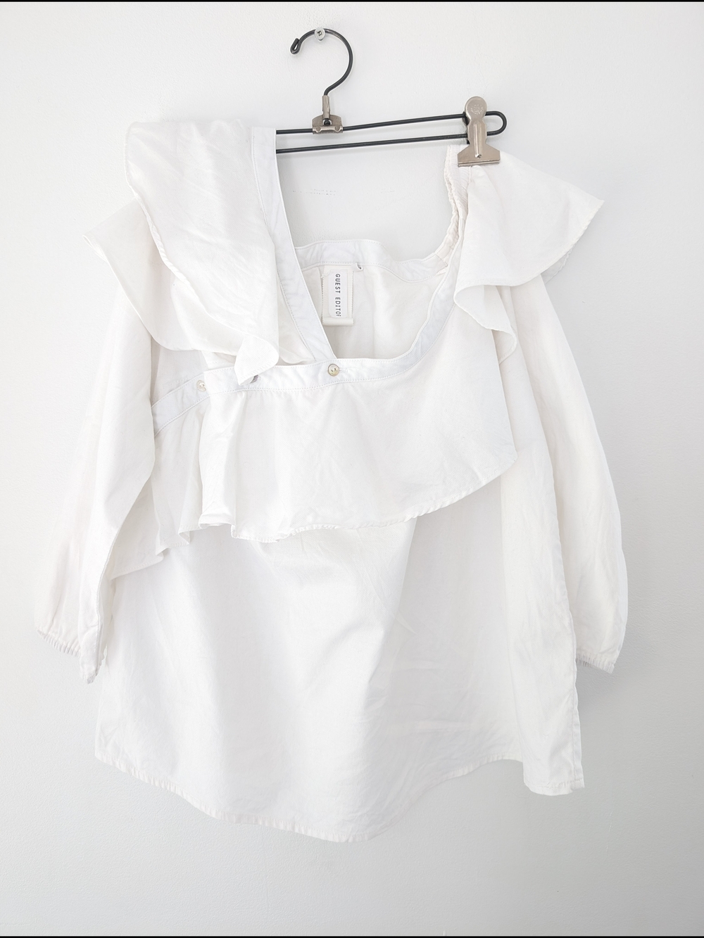 Guest Editor White Off Shoulder Ruffle Blouse Romantic Asymmetrical Size Medium